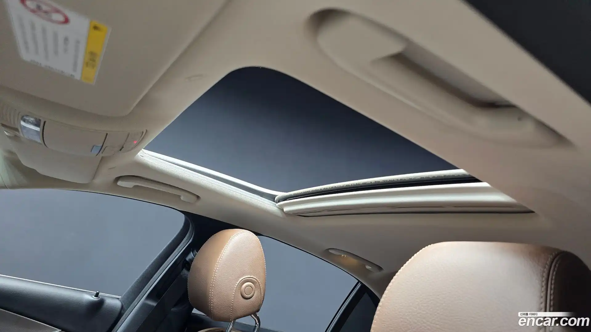 E-Class Mercedes-Benz 2018.3-OPTION-020
