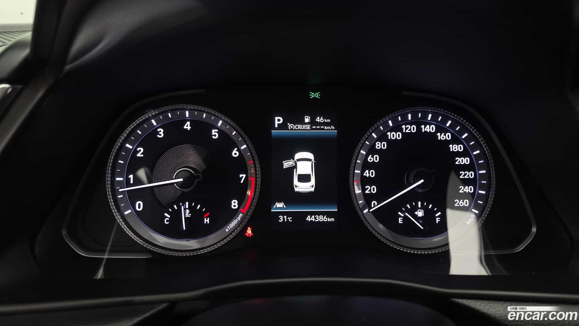 Sonata Hyundai 2022.2-INNER-008