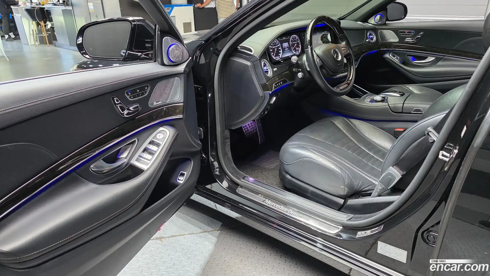 S-Class Mercedes-Benz 2014.7-INNER-010
