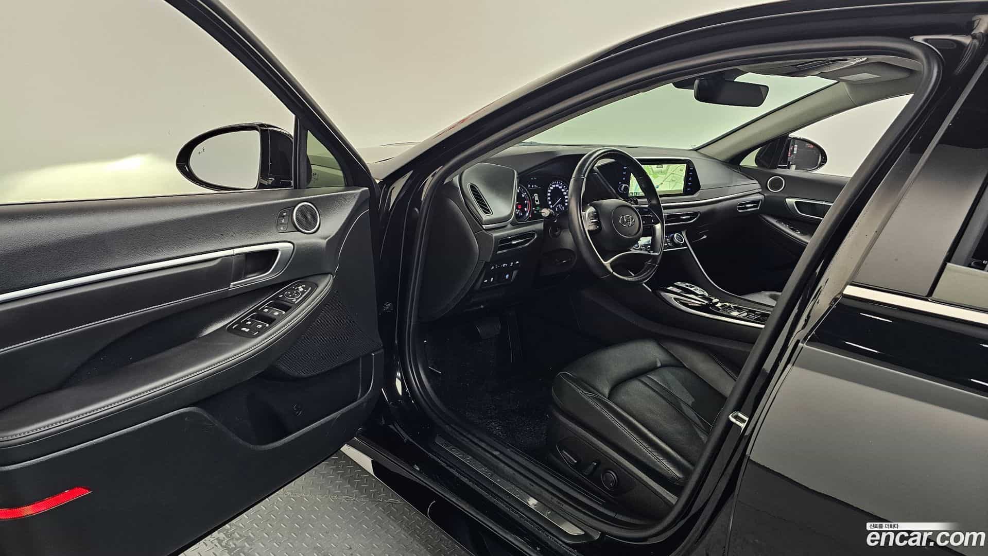 Sonata Hyundai 2022.3-INNER-010