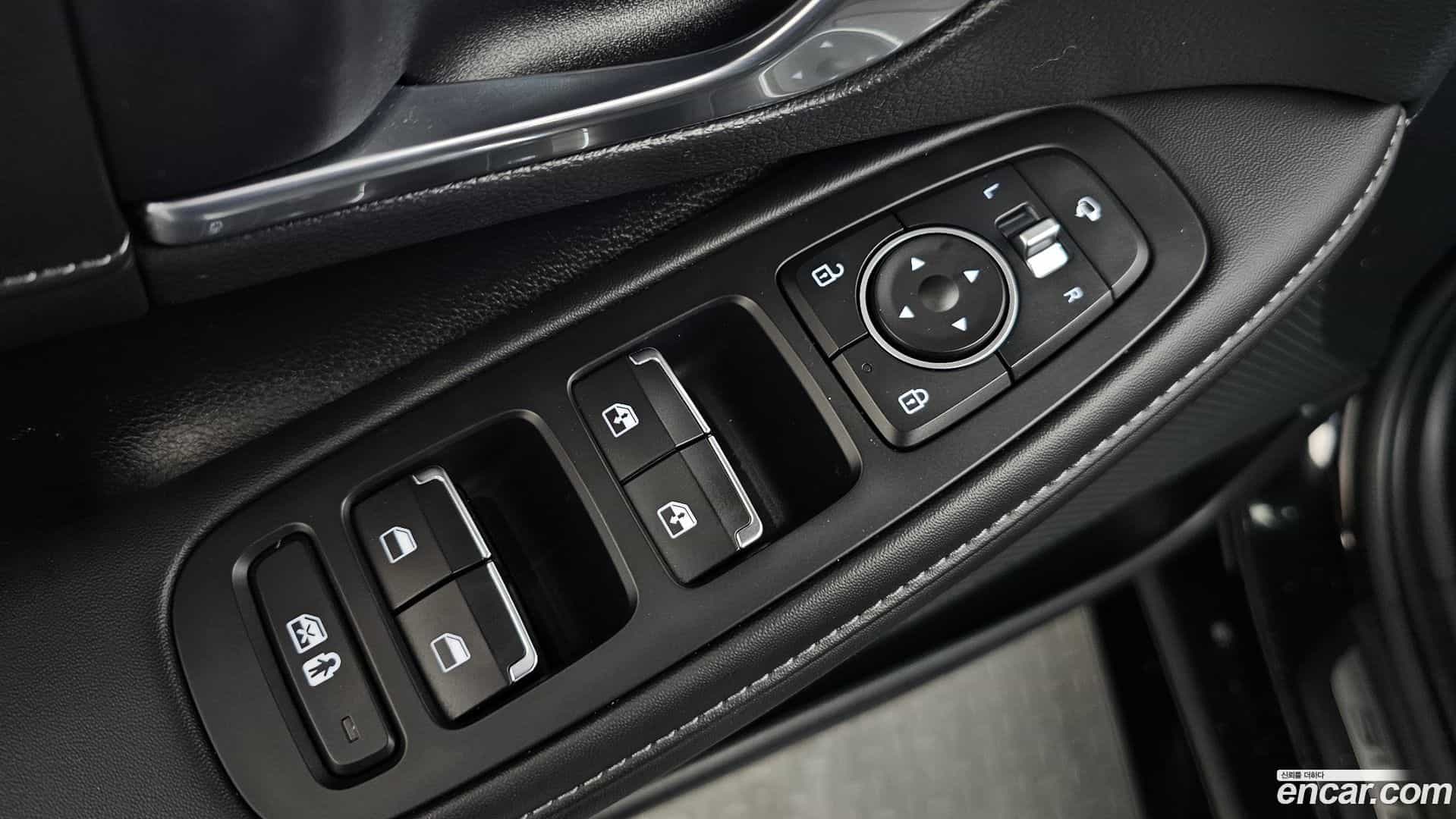 Sonata Hyundai 2022.3-OPTION-053