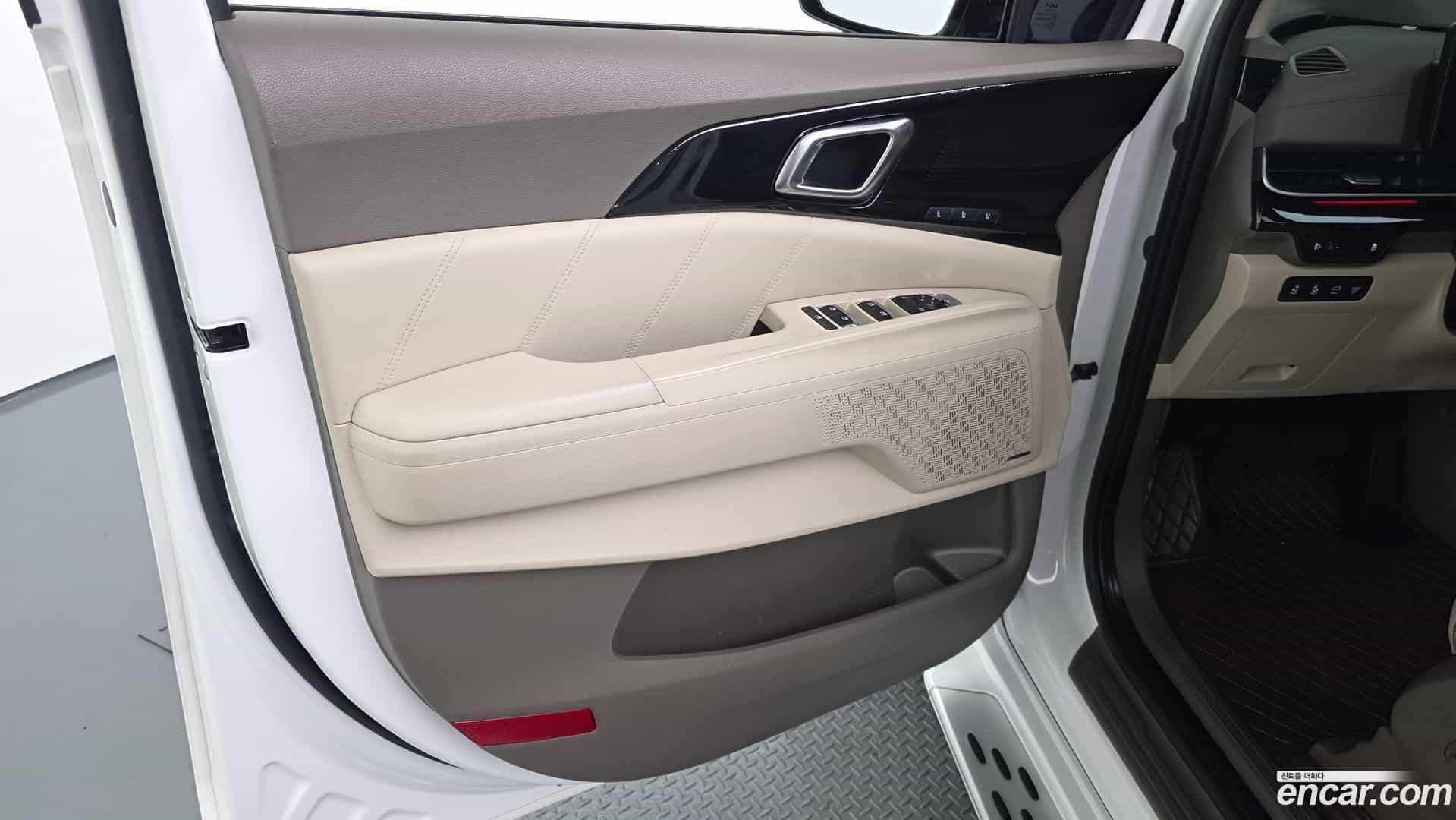 Canival Kia 2024.2-INNER-034