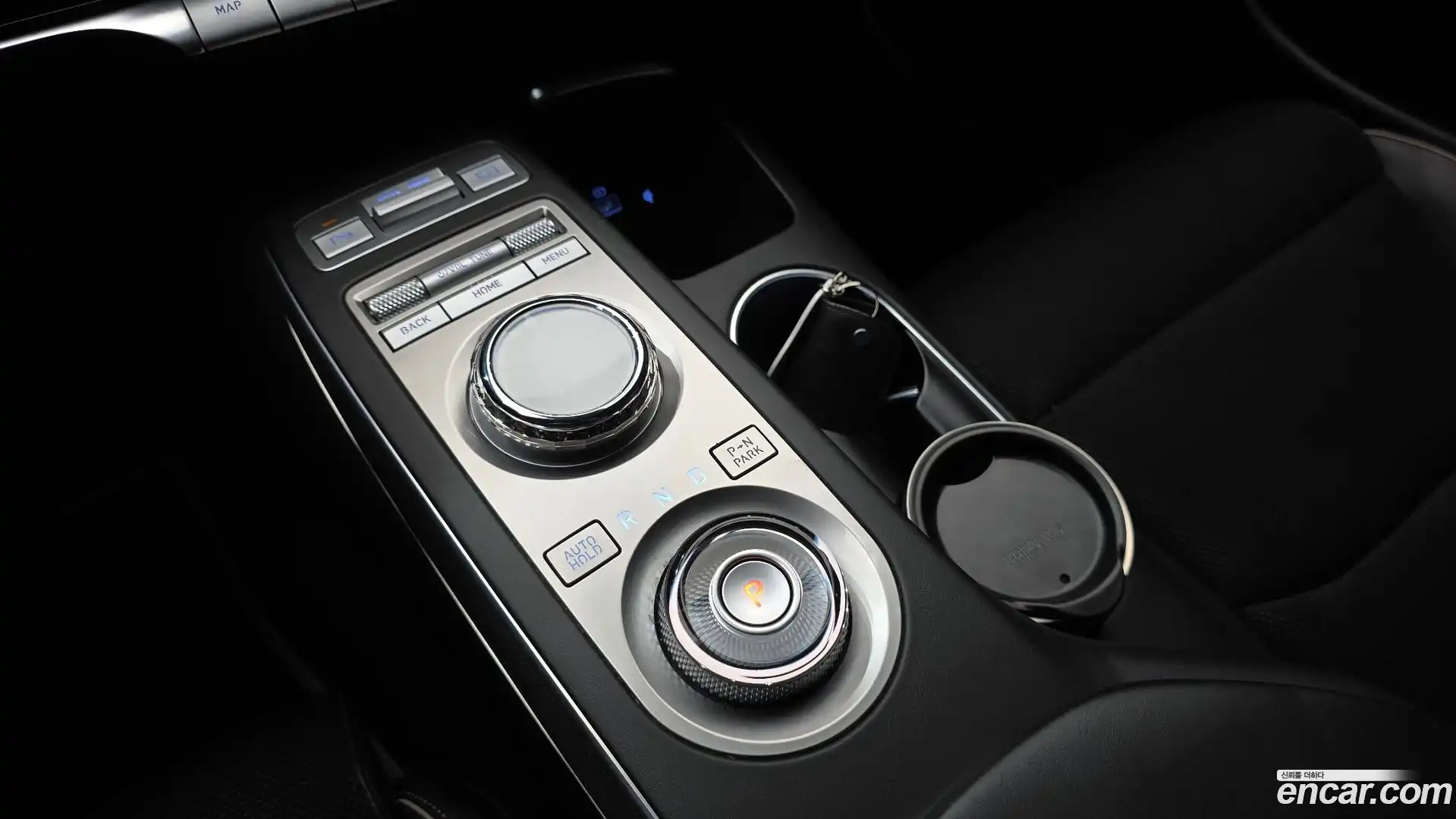 GV70 Genesis 2024.0-INNER-009