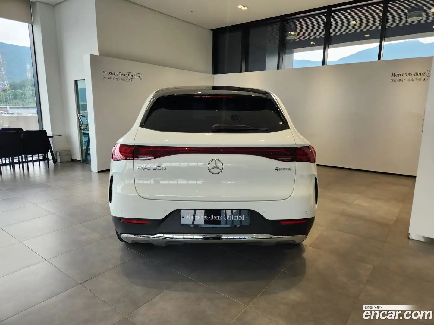 EQE Mercedes-Benz 2025.7-INNER-007