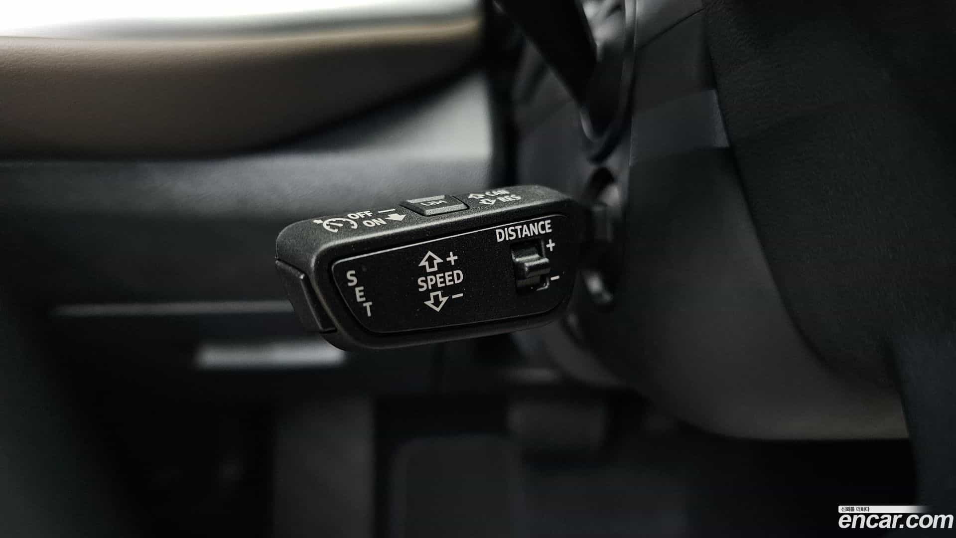 Q5 Audi 2025.11-OPTION-022