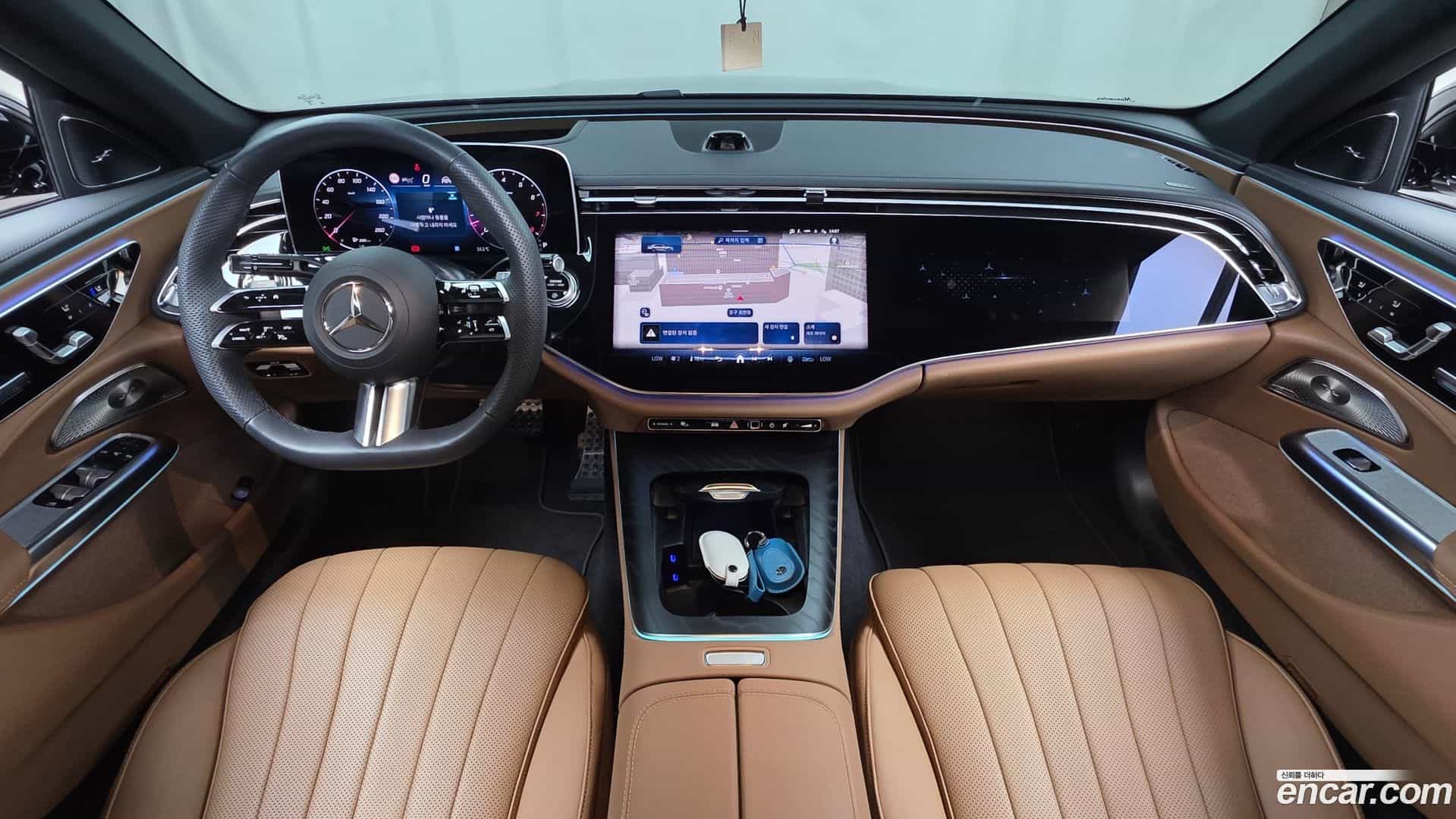 E-Class Mercedes-Benz 2025.9-INNER-007