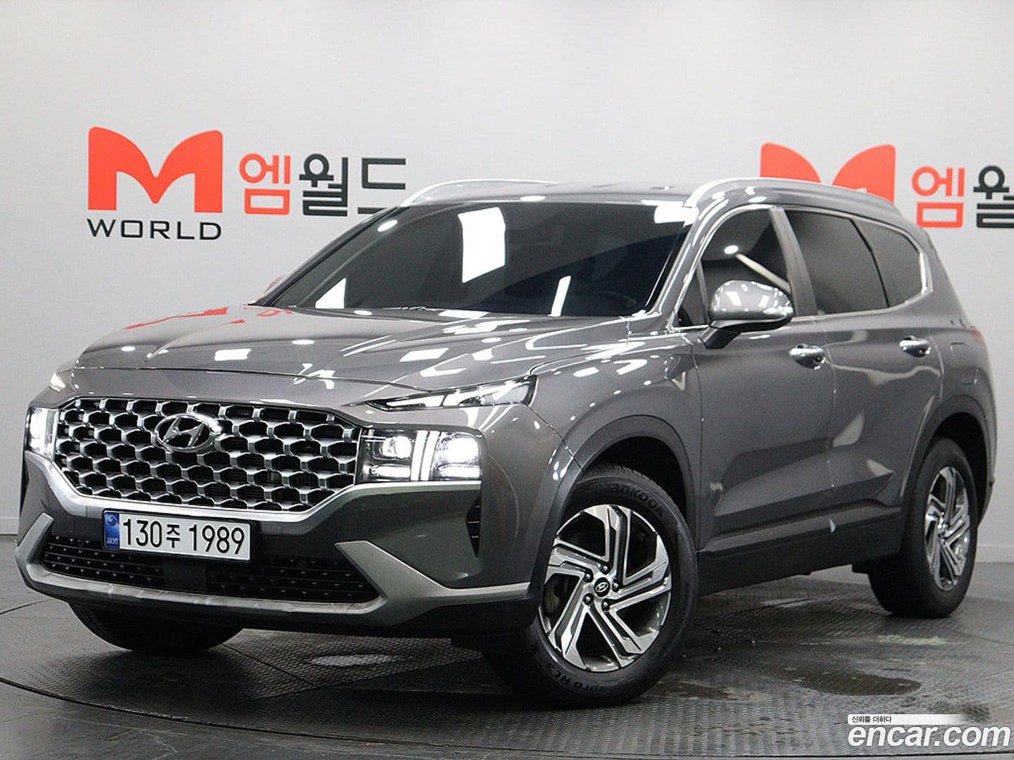 Main__Slider__Photo:Santafe Hyundai 2021.0-0