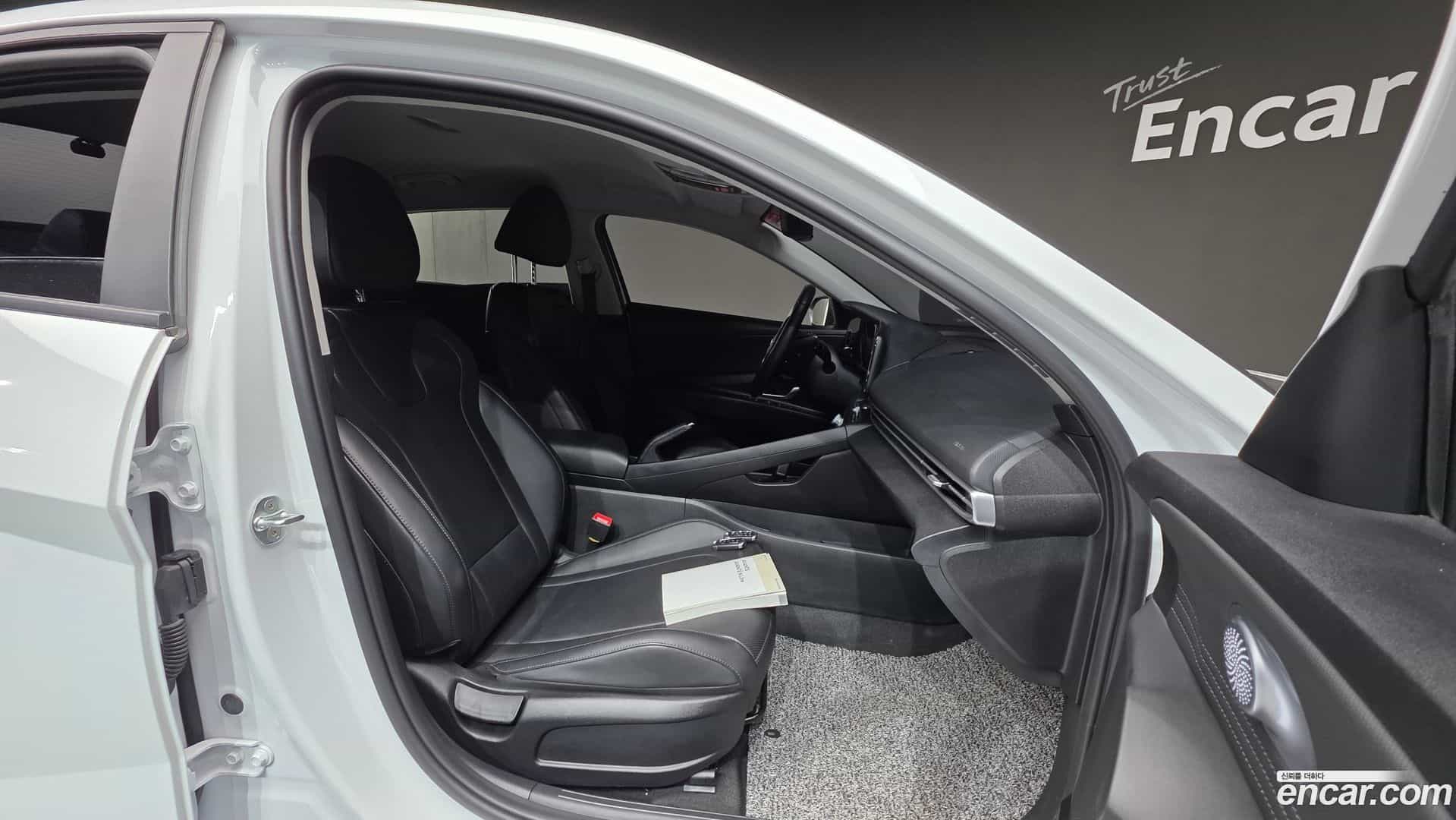 AVANTE Hyundai 2022.8-INNER-010