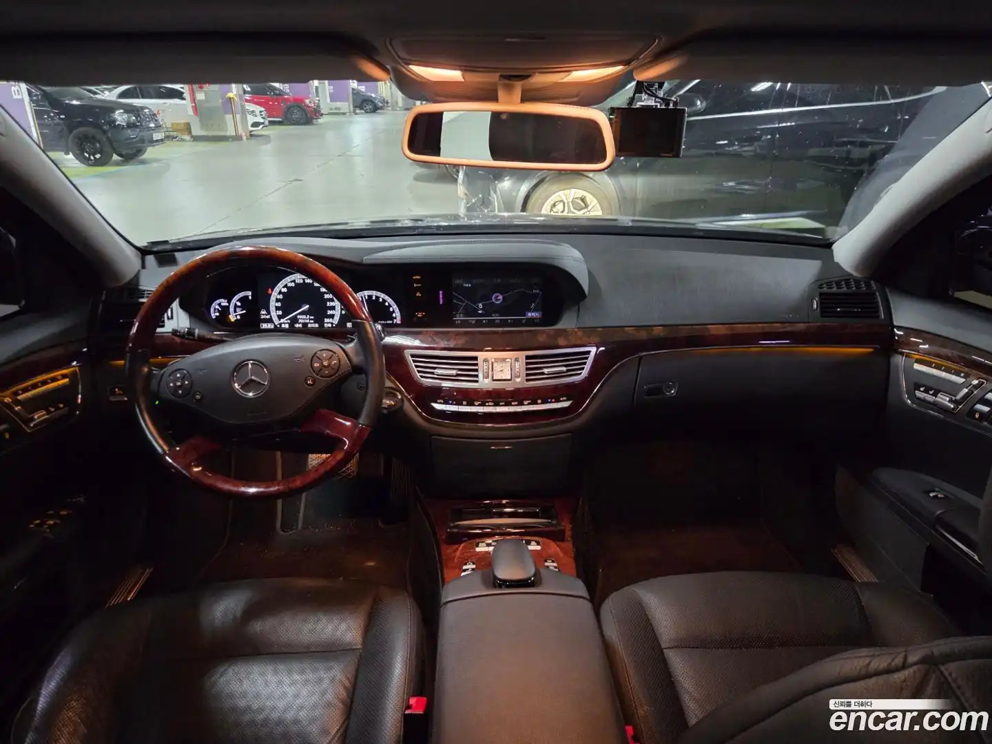 S-Class Mercedes-Benz 2010.0-INNER-007