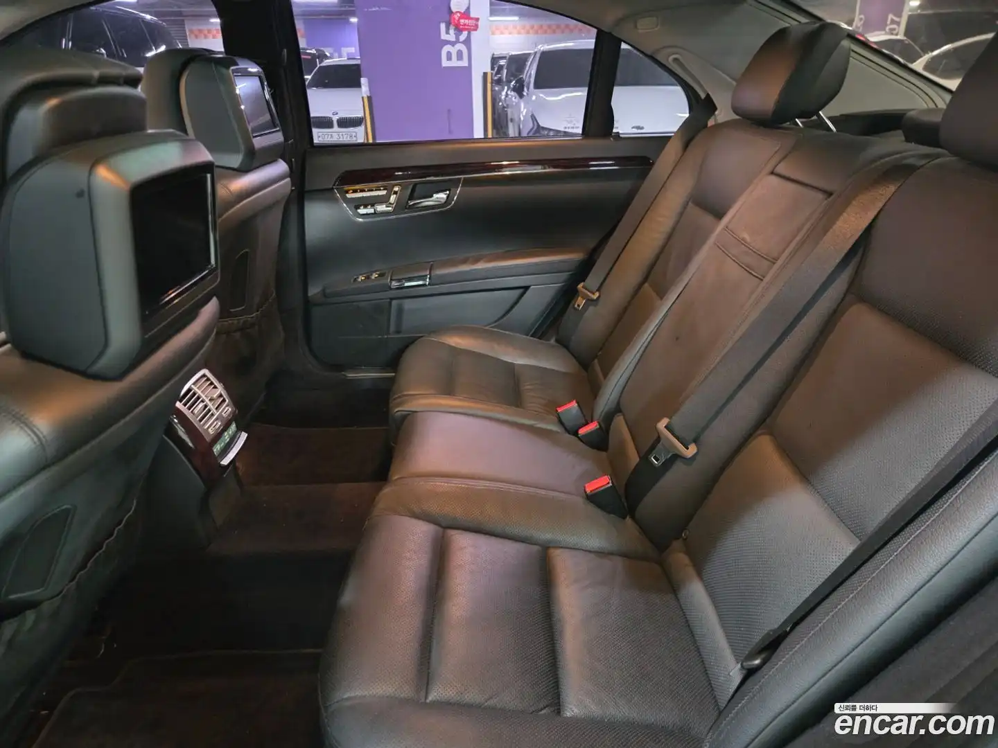 S-Class Mercedes-Benz 2010.0-OPTION-015