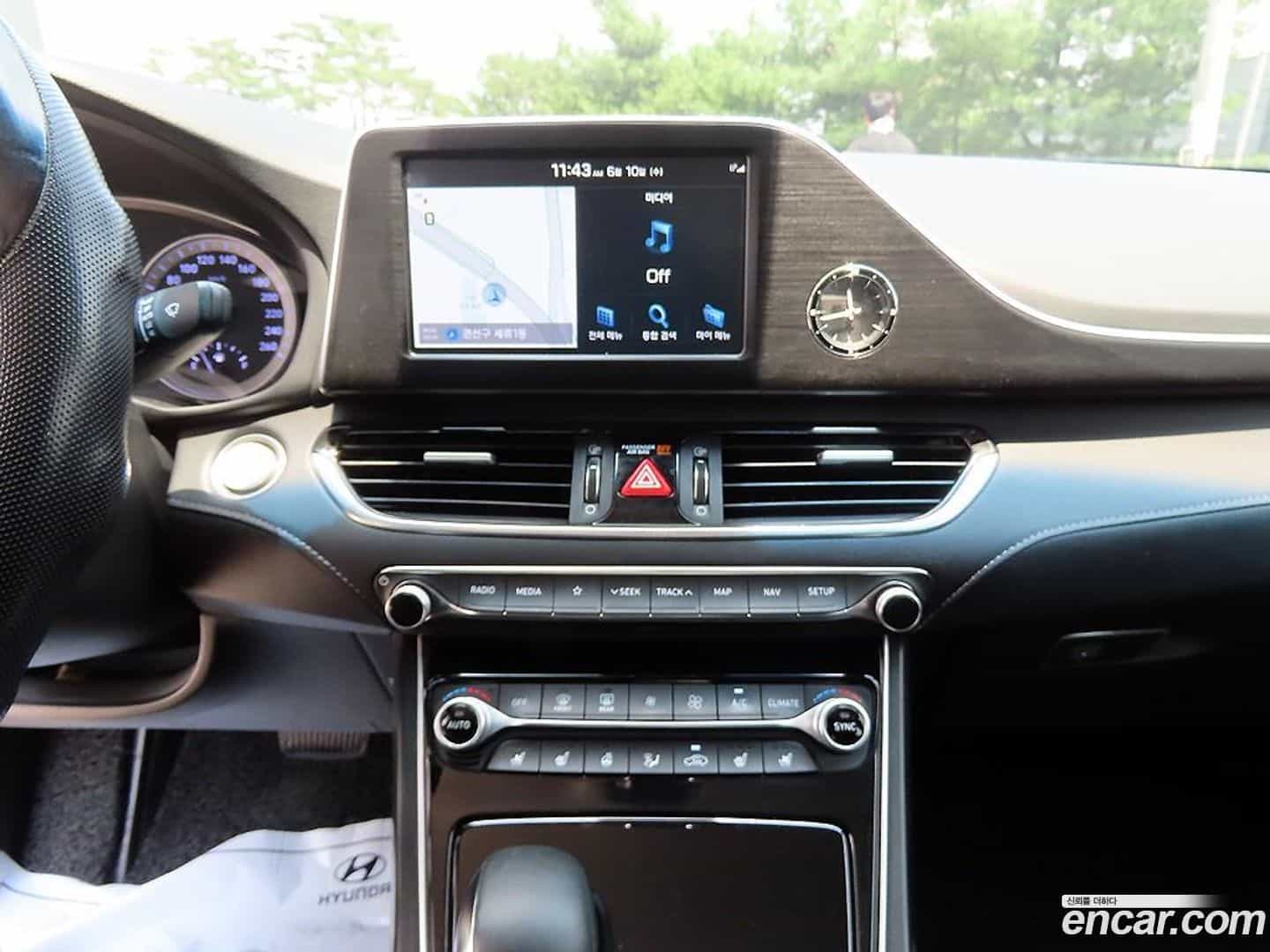 Grandeur Hyundai 2018.4-OPTION-017
