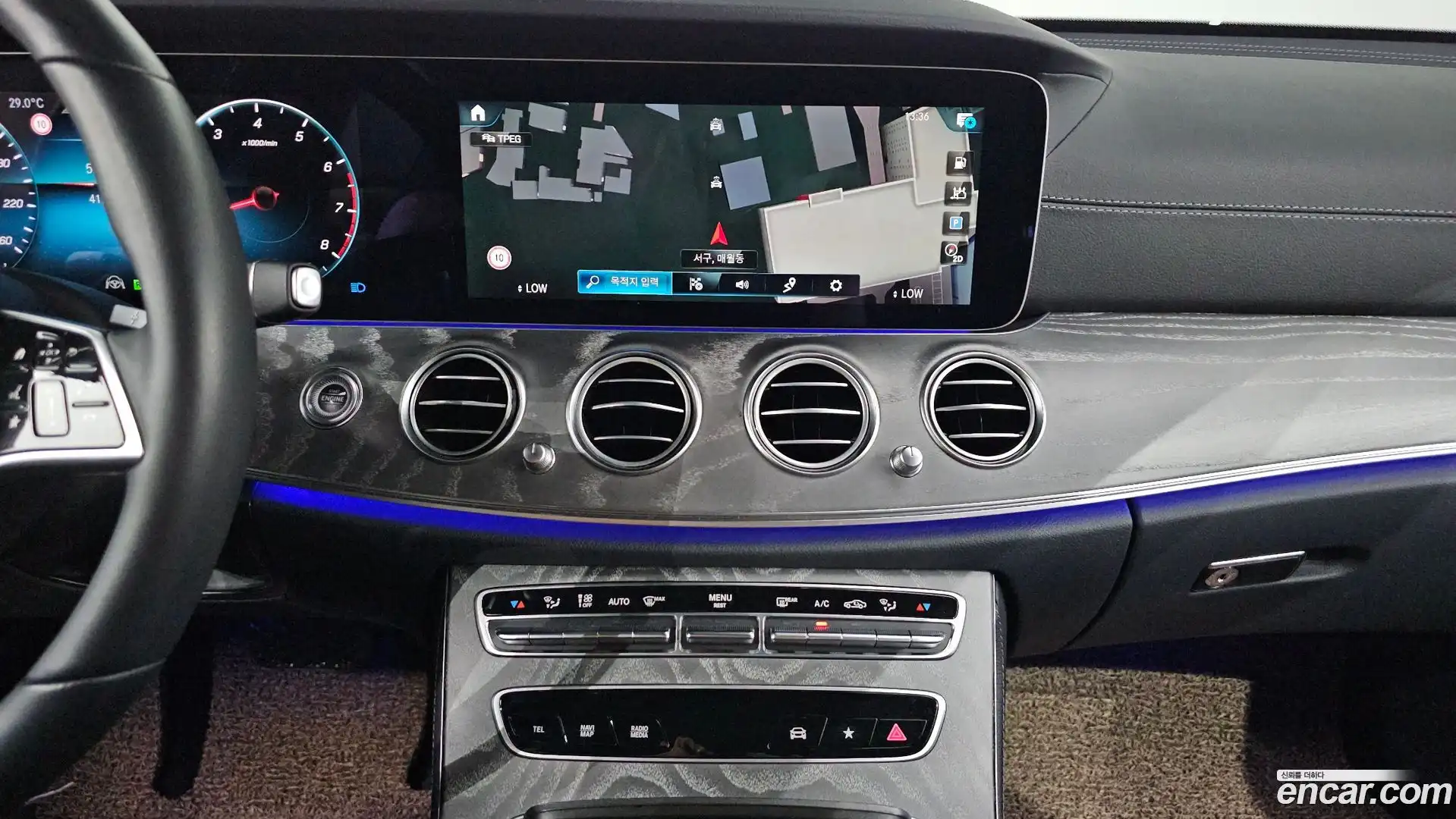 E-Class Mercedes-Benz 2023.4-OPTION-016
