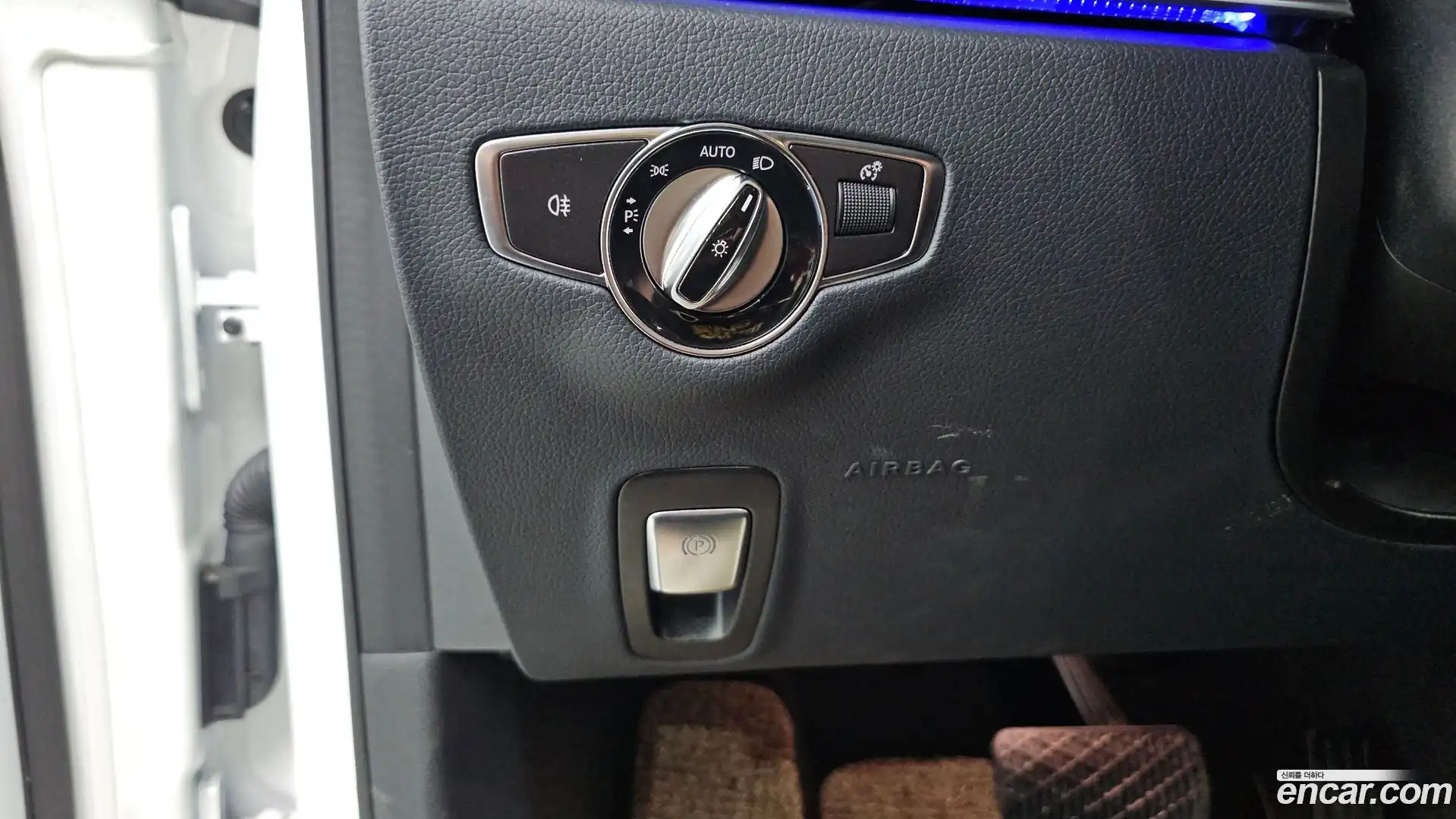 E-Class Mercedes-Benz 2023.4-OPTION-044