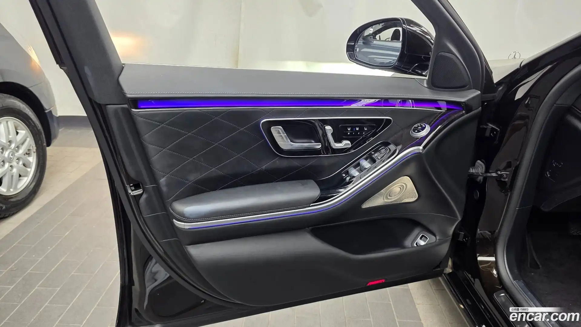 S-Class Mercedes-Benz 2021.4-INNER-034