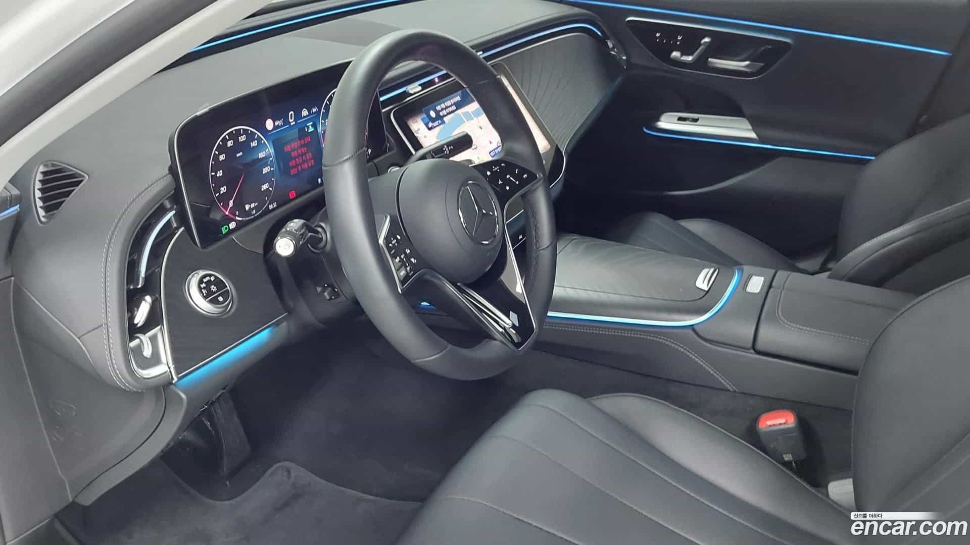 E-Class Mercedes-Benz 2024.7-OPTION-018