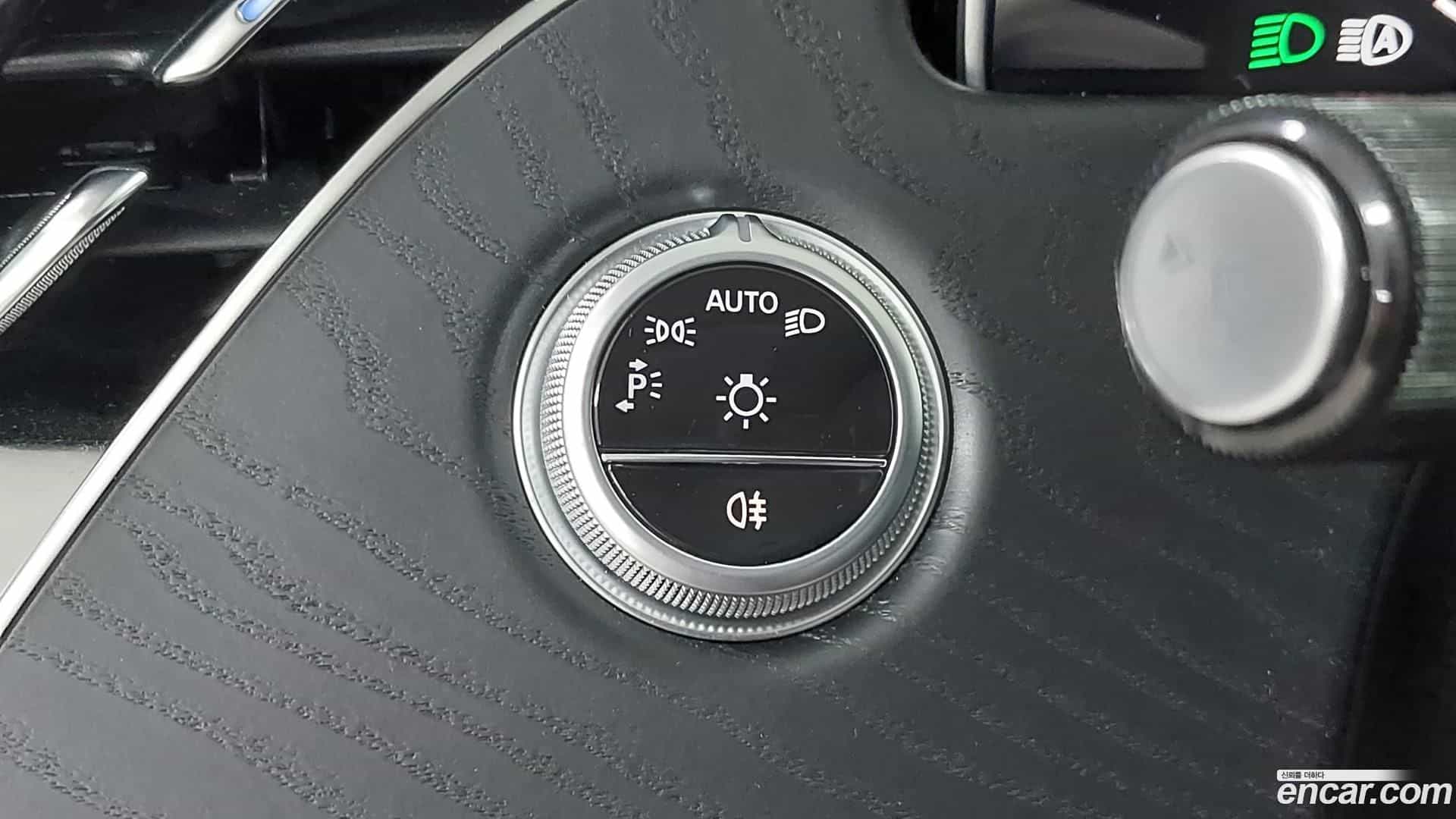 E-Class Mercedes-Benz 2024.7-OPTION-022