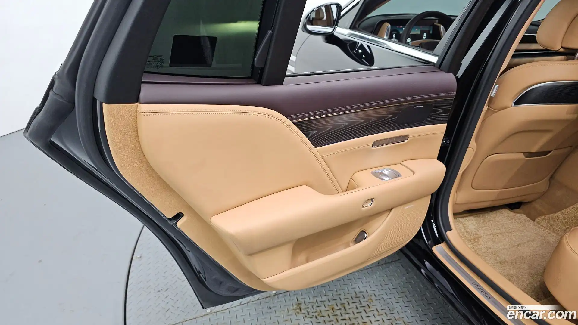 G90 Genesis 2024.4-INNER-035