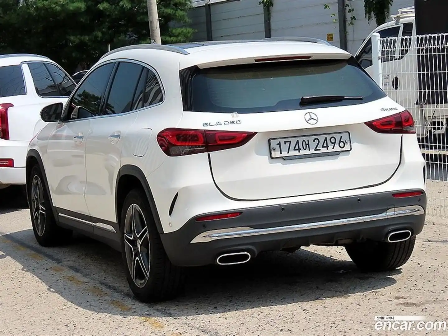 GLA-Class Mercedes-Benz 2020.8-OUTER-003