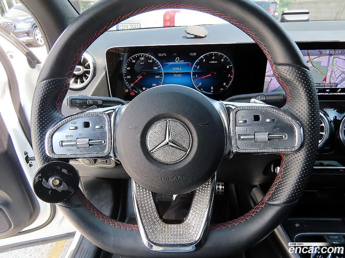 GLA-Class Mercedes-Benz 2020.8-INNER-008
