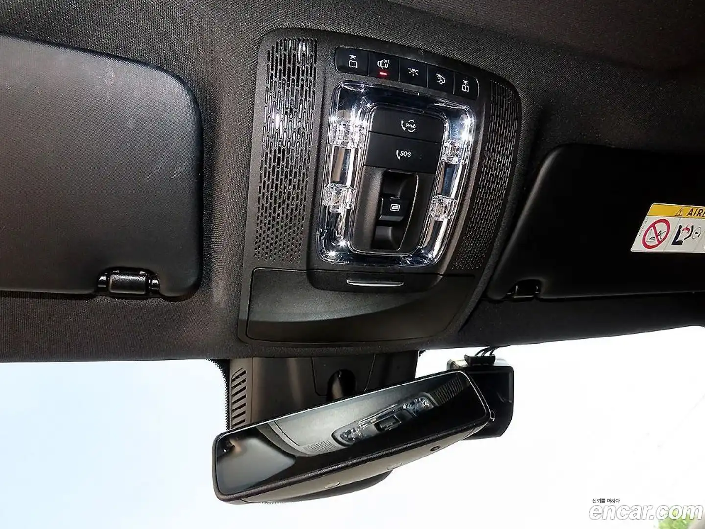GLA-Class Mercedes-Benz 2020.8-OPTION-019