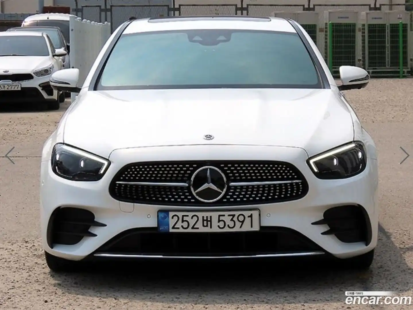 E-Class Mercedes-Benz 2022.9-OUTER-001