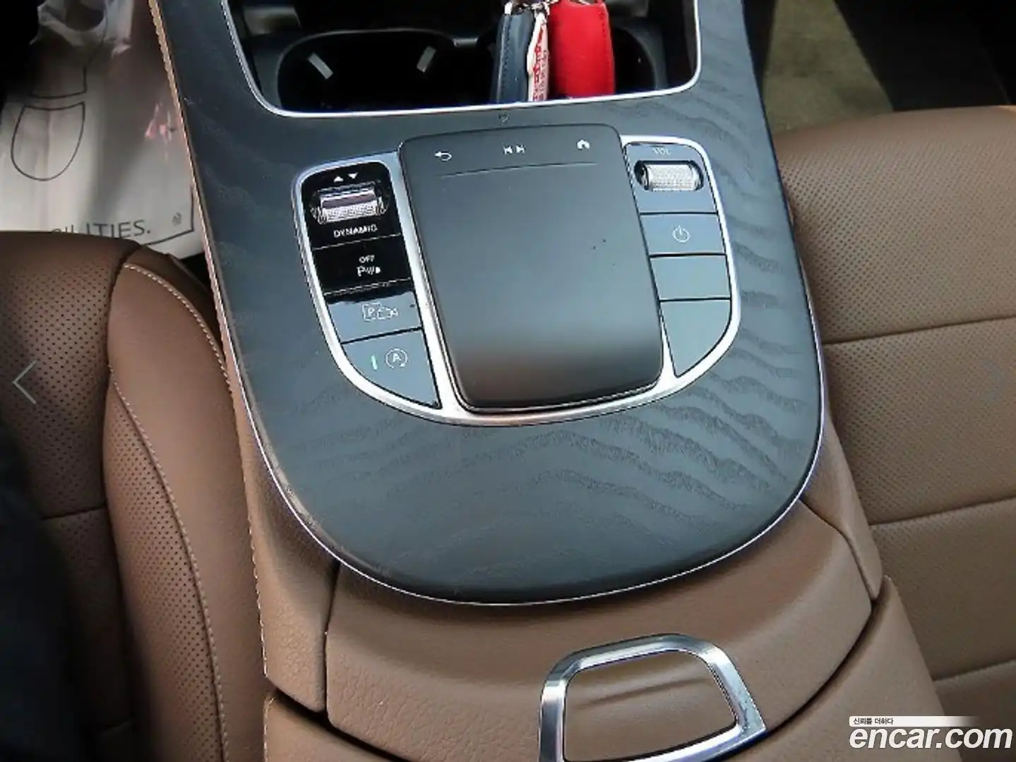E-Class Mercedes-Benz 2022.9-OPTION-017