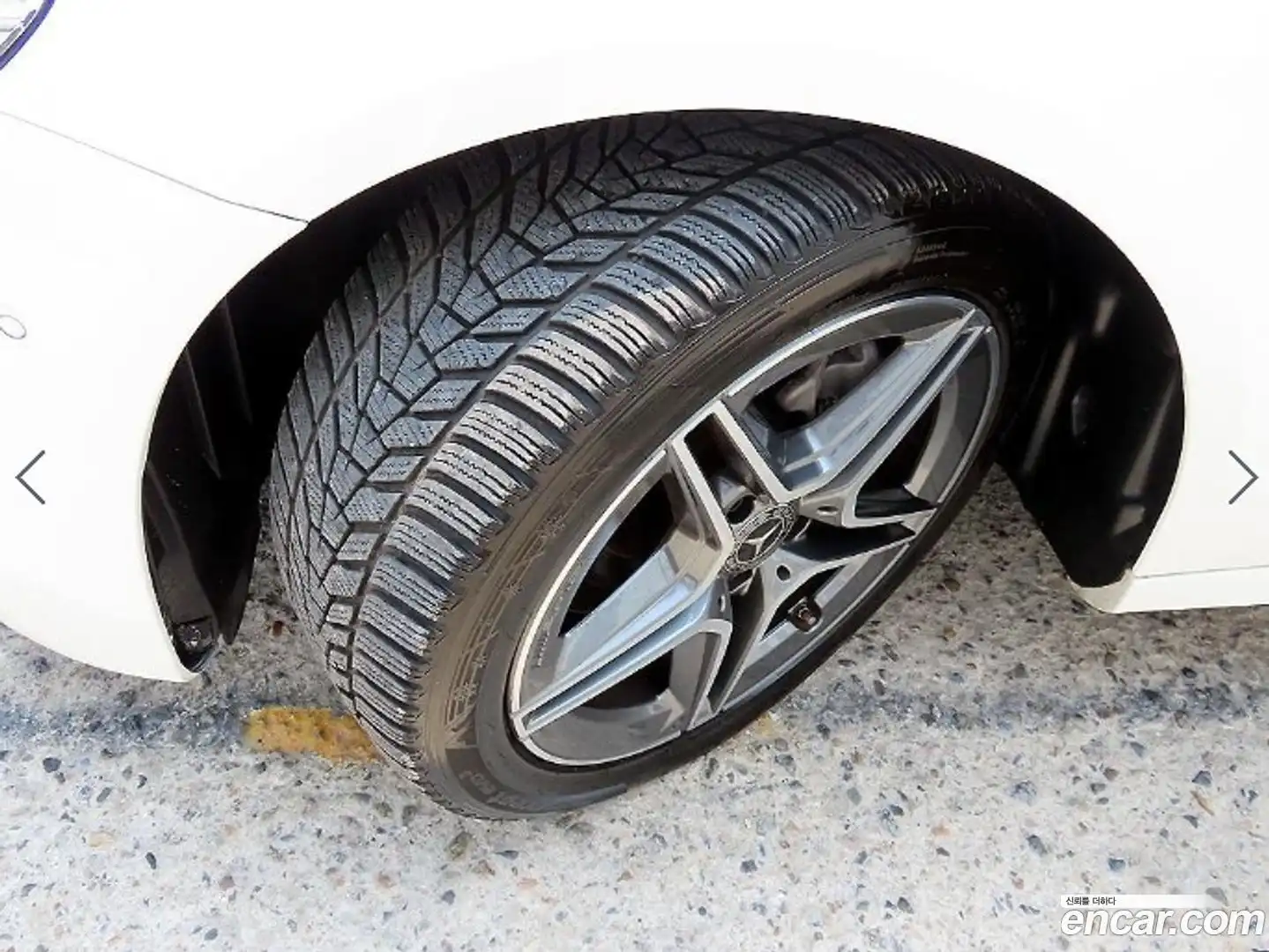 E-Class Mercedes-Benz 2022.9-OPTION-024