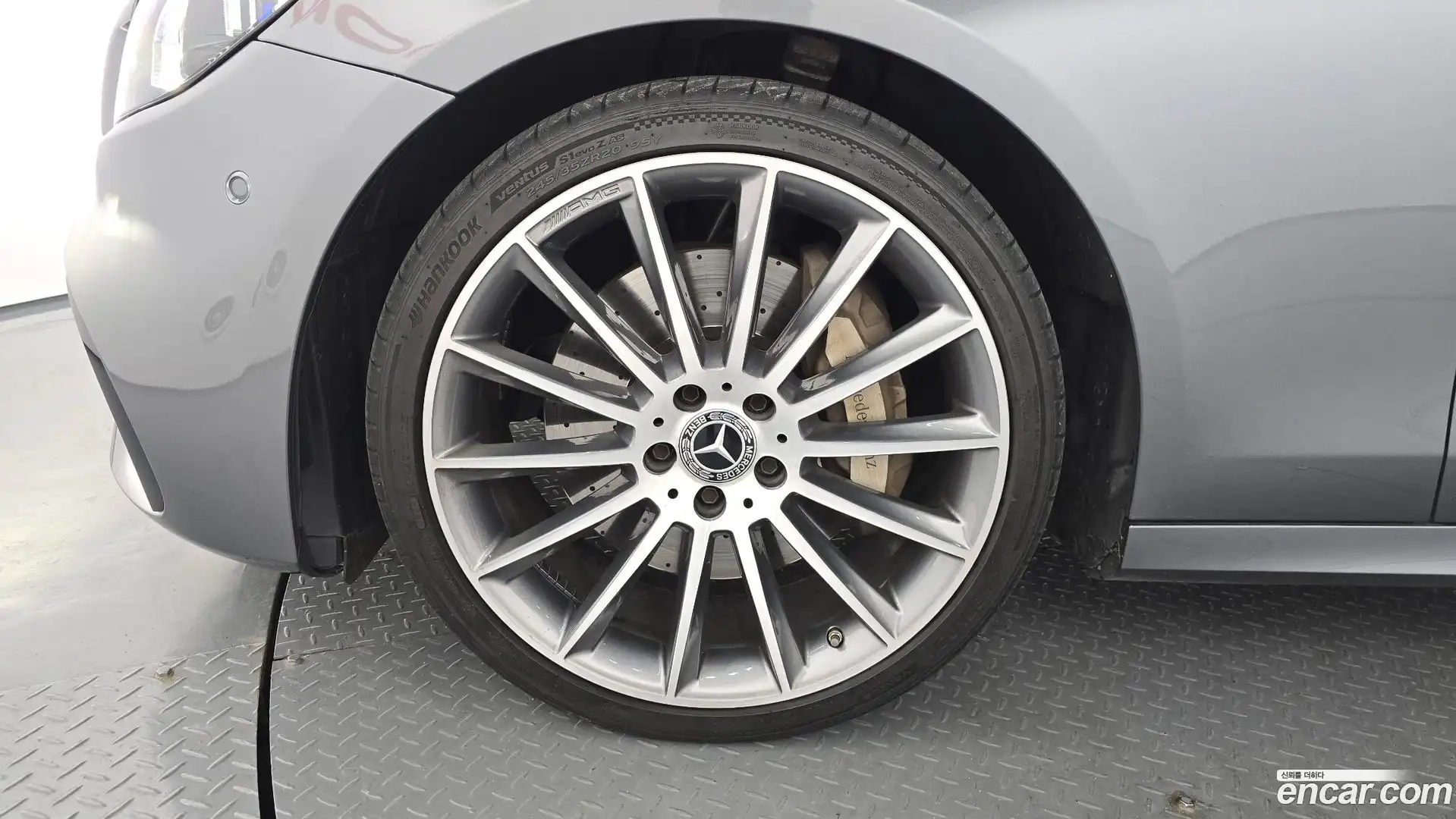 E-Class Mercedes-Benz 2022.5-OUTER-005