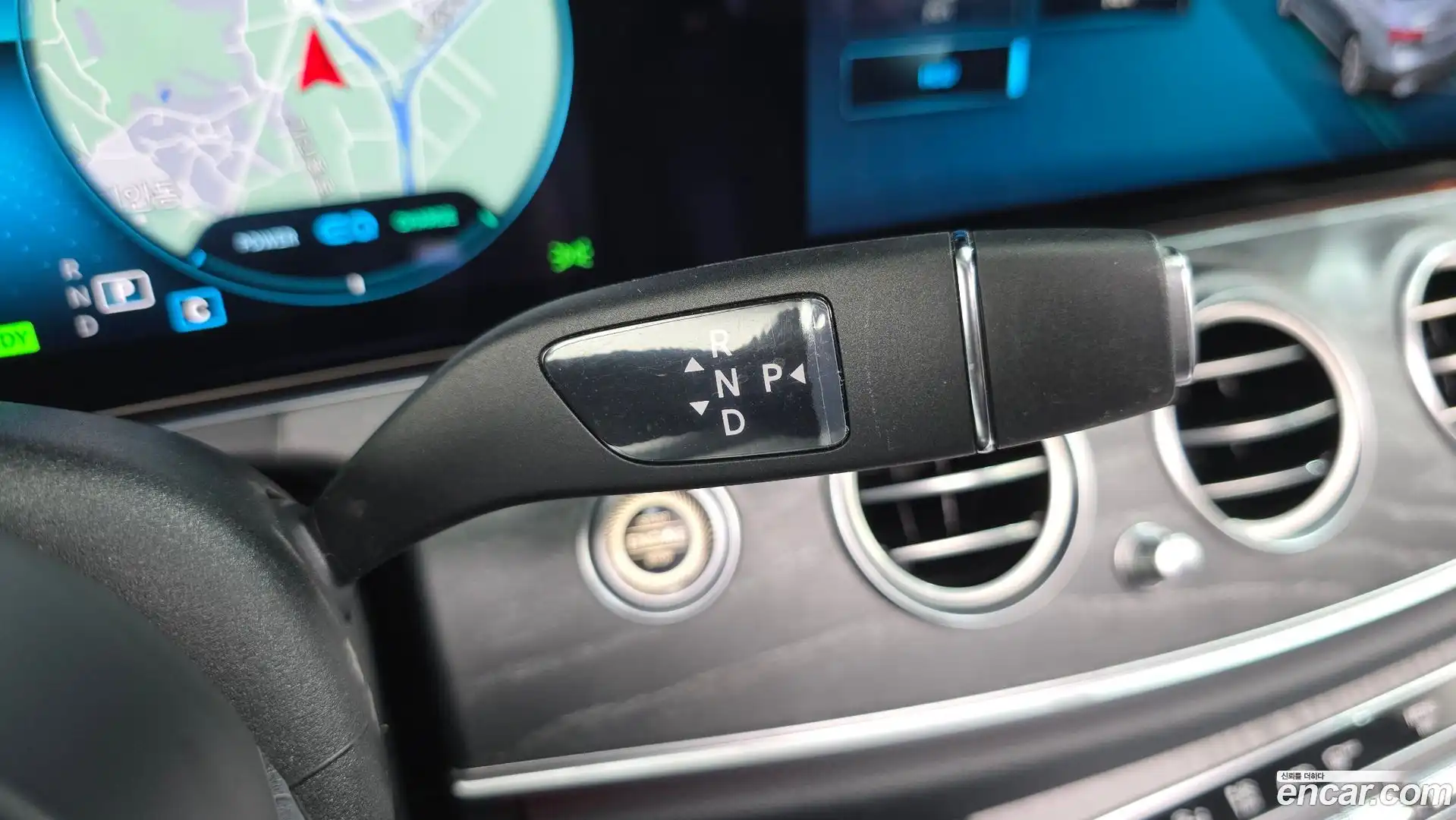 E-Class Mercedes-Benz 2022.5-INNER-009