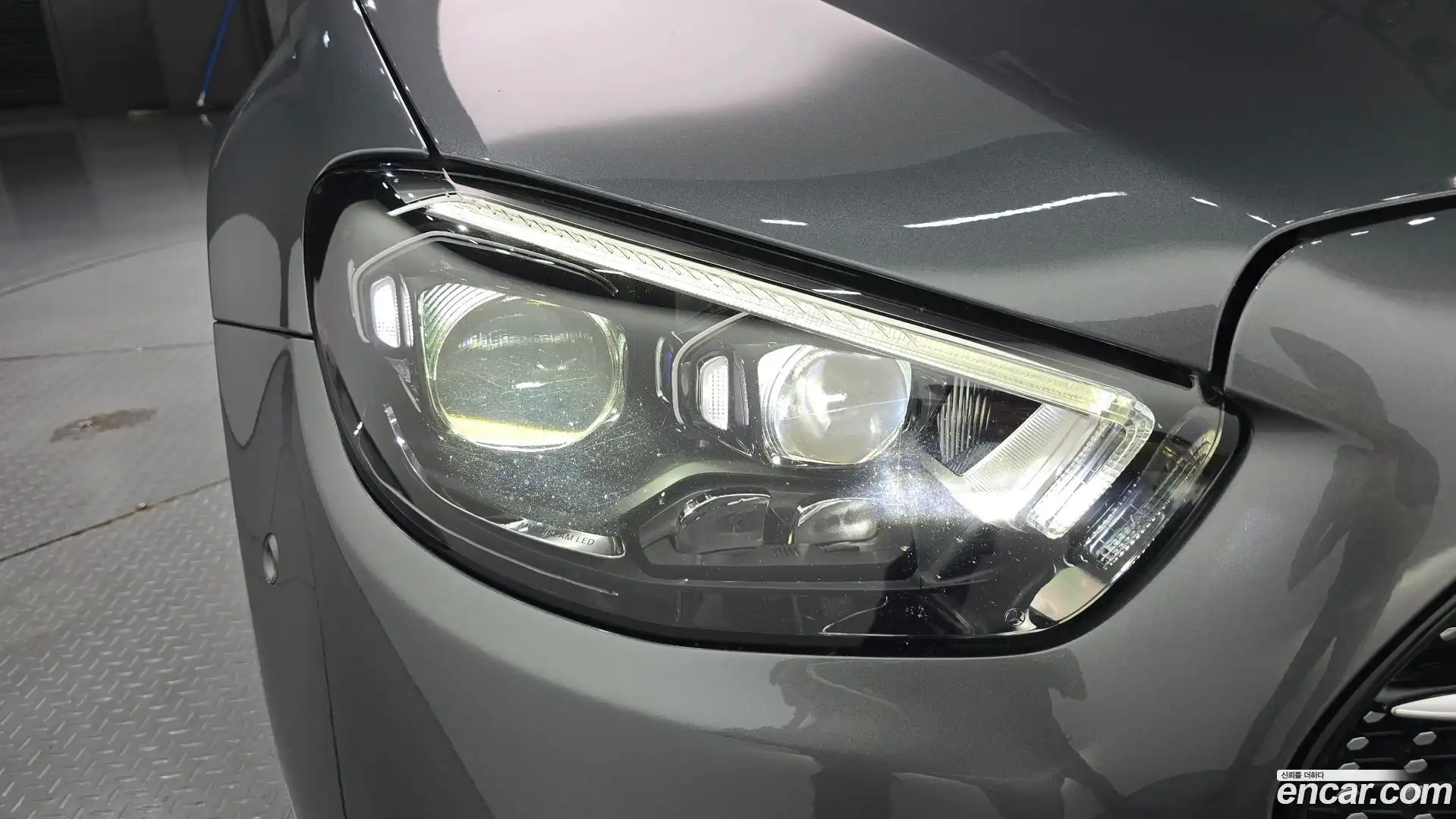 E-Class Mercedes-Benz 2022.5-OUTER-032