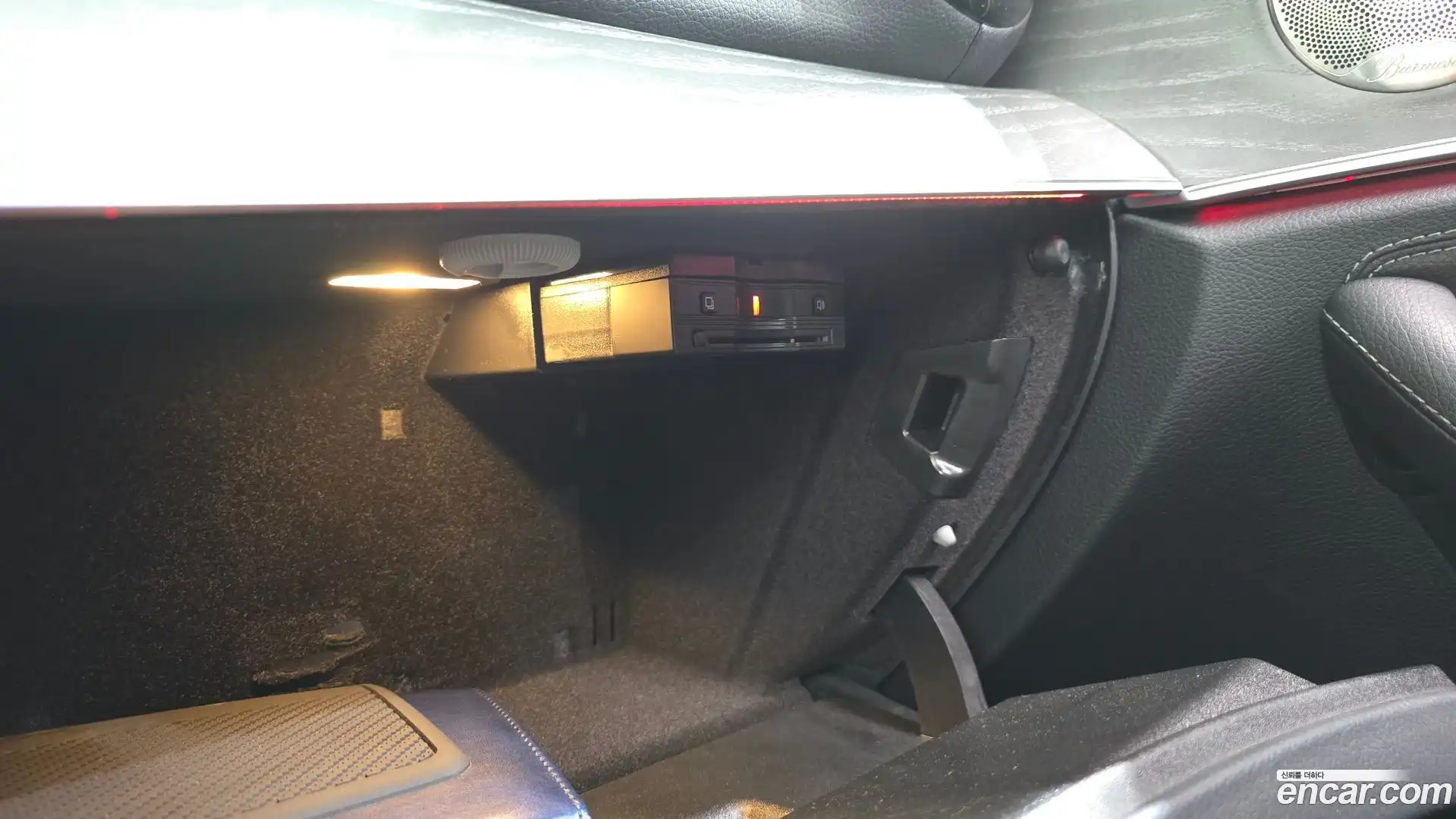E-Class Mercedes-Benz 2022.5-OPTION-045