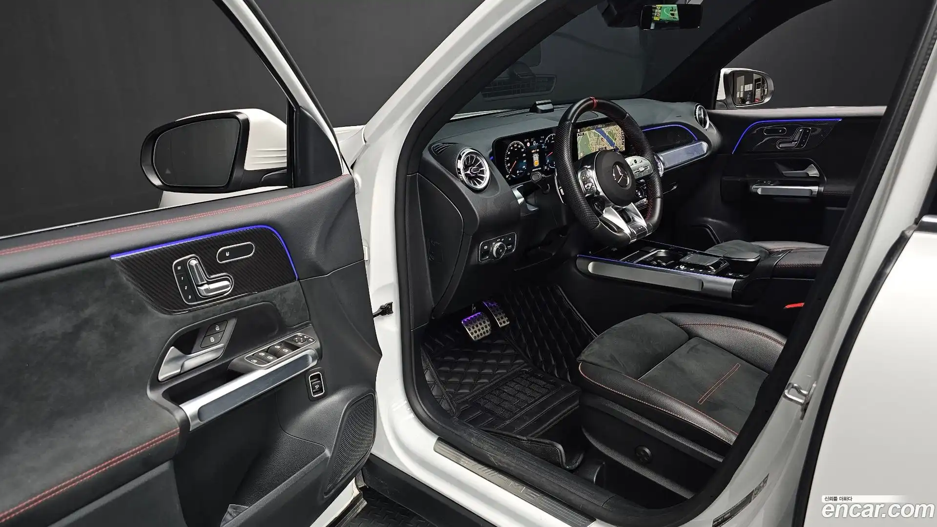 GLB-Class Mercedes-Benz 2022.9-OPTION-015