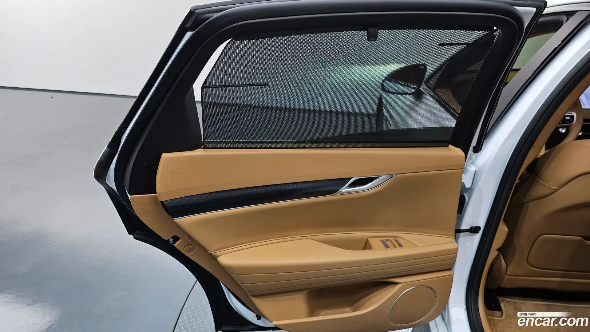 G80 Genesis 2024.5-INNER-035