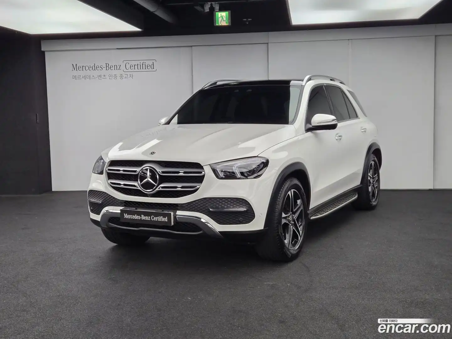 GLE-Class Mercedes-Benz 2022.4-OUTER-001
