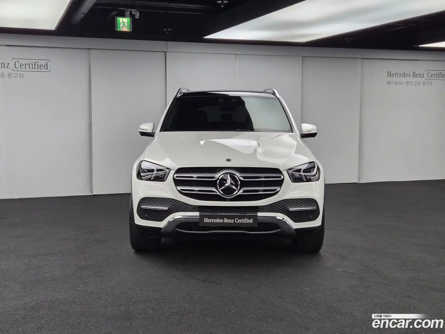 GLE-Class Mercedes-Benz 2022.4-OUTER-003