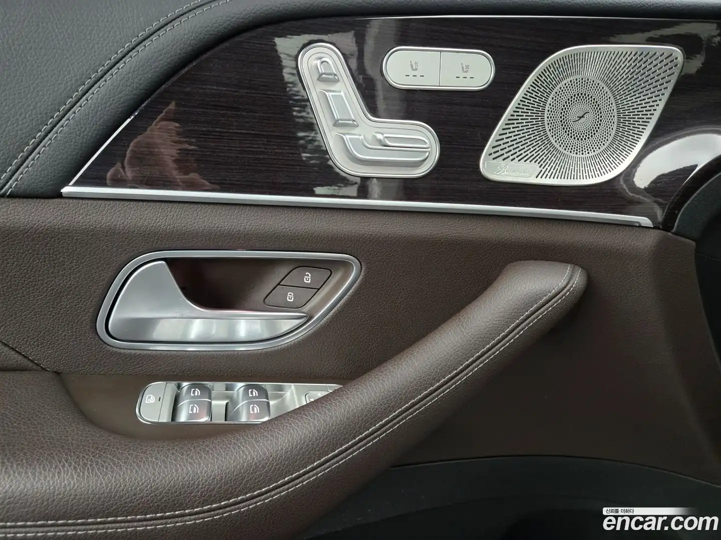 GLE-Class Mercedes-Benz 2022.4-INNER-009