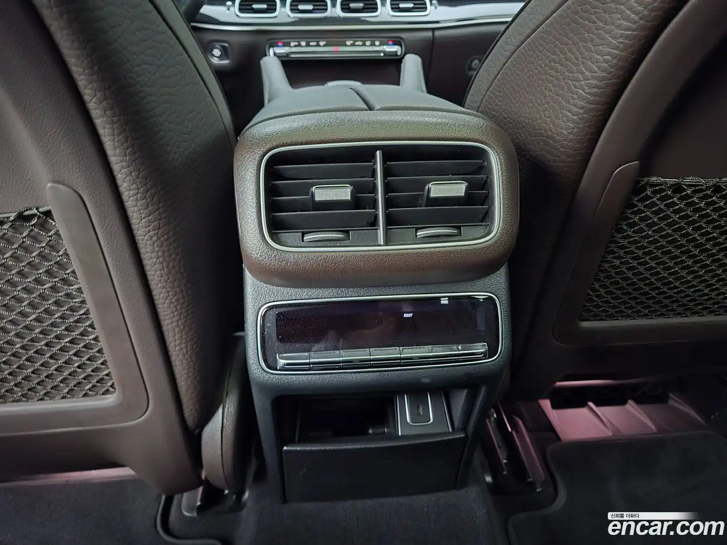 GLE-Class Mercedes-Benz 2022.4-OPTION-018