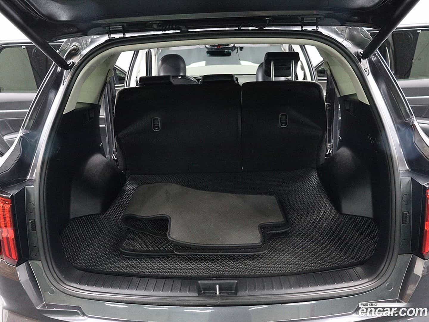 Sorento Kia 2023.3-OPTION-024