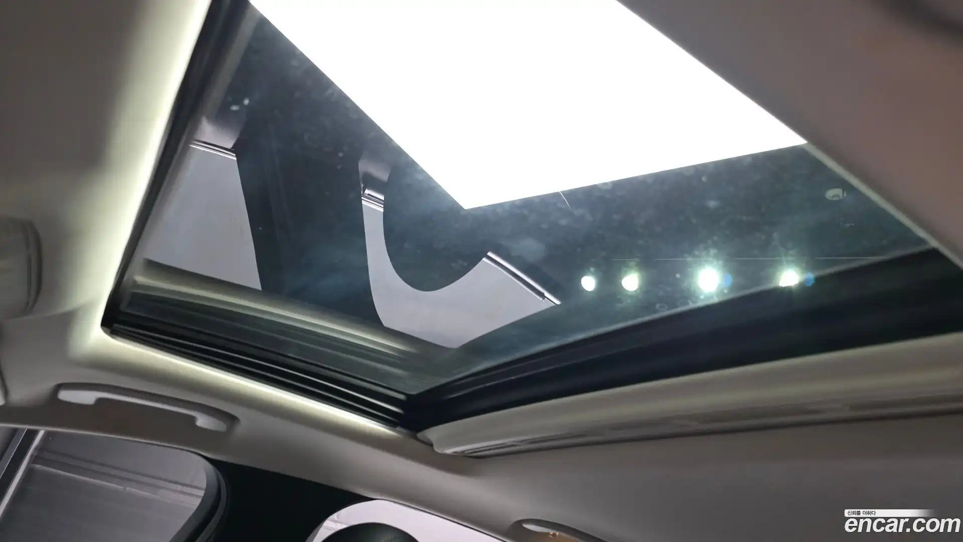 C-Class Mercedes-Benz 2018.4-OPTION-022