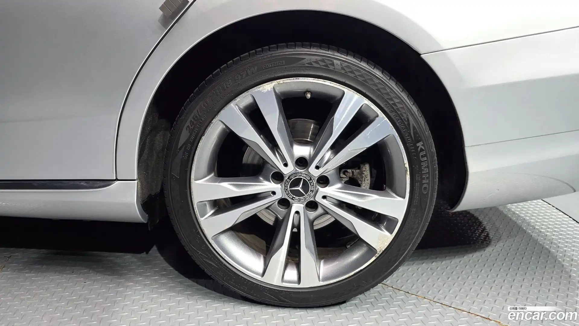 C-Class Mercedes-Benz 2018.4-OUTER-031