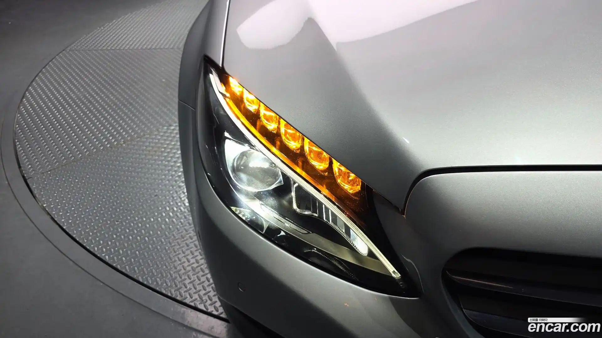 C-Class Mercedes-Benz 2018.4-OUTER-032