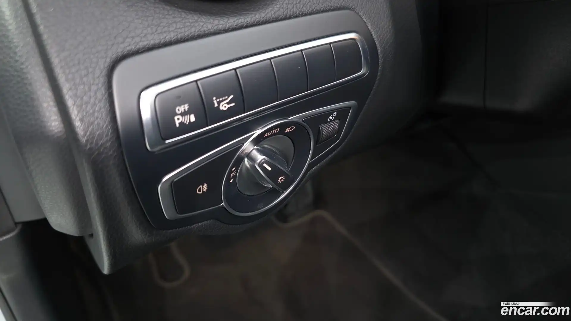 C-Class Mercedes-Benz 2018.4-OPTION-043
