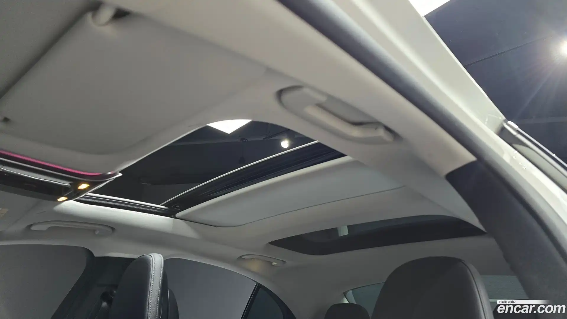E-Class Mercedes-Benz 2025.6-OPTION-023