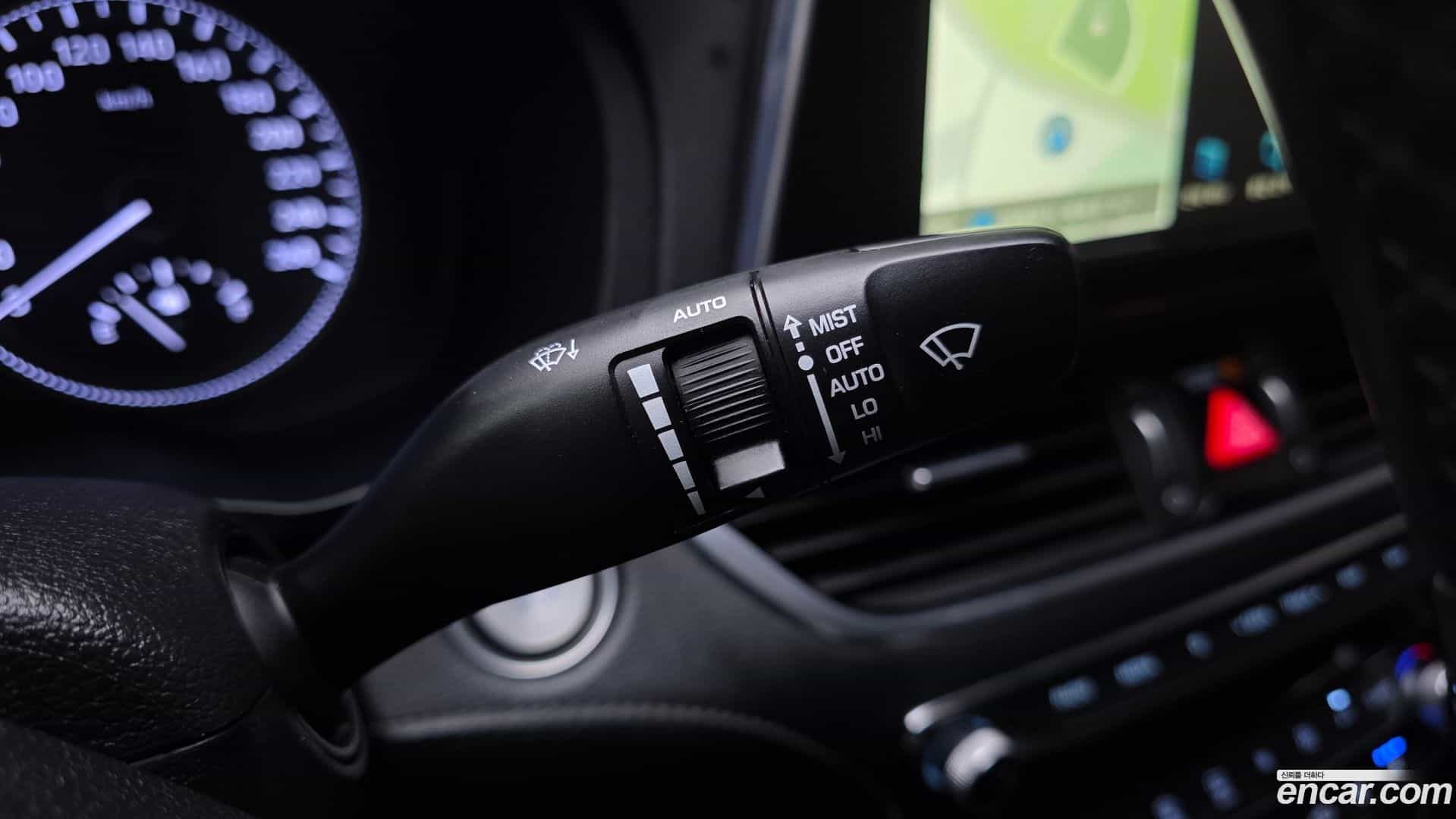Grandeur Hyundai 2019.4-OPTION-040