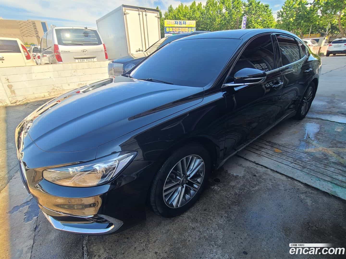 Grandeur Hyundai 2019.4-OUTER-001