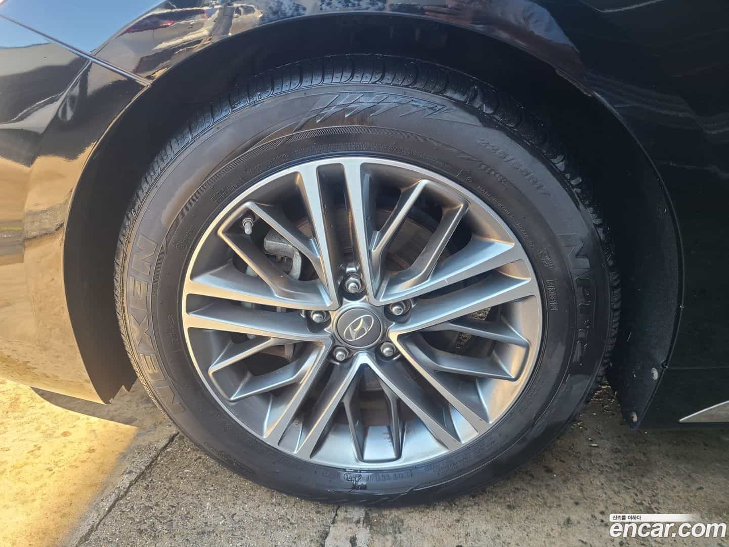 Grandeur Hyundai 2019.4-OUTER-005