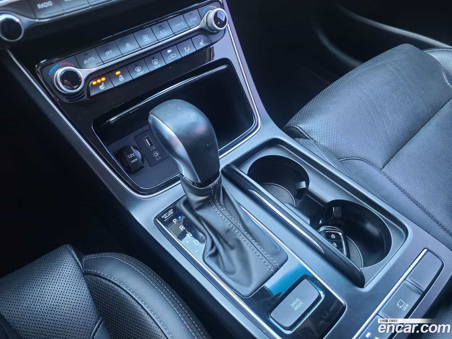 Grandeur Hyundai 2019.4-INNER-009