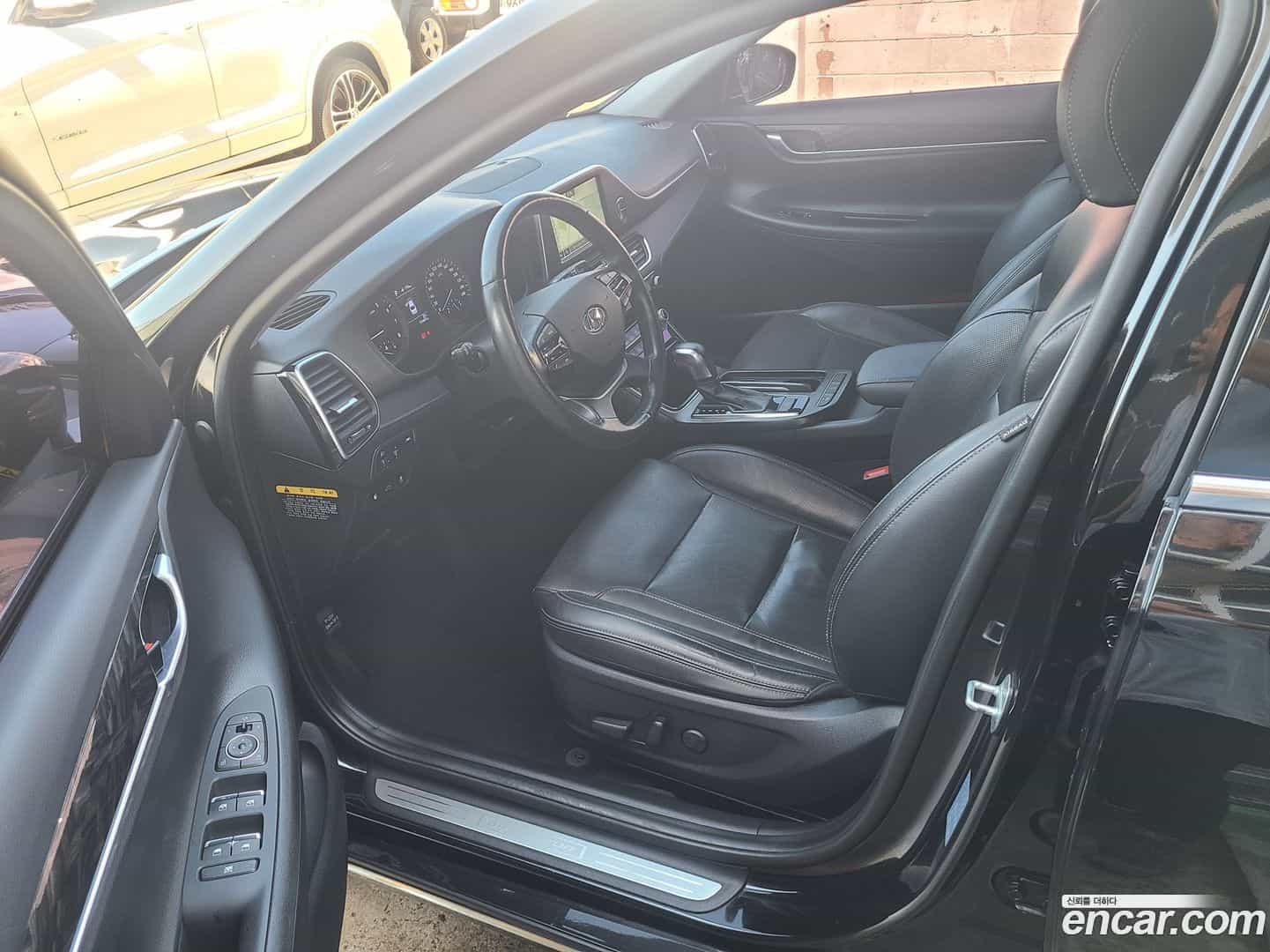 Grandeur Hyundai 2019.4-INNER-010
