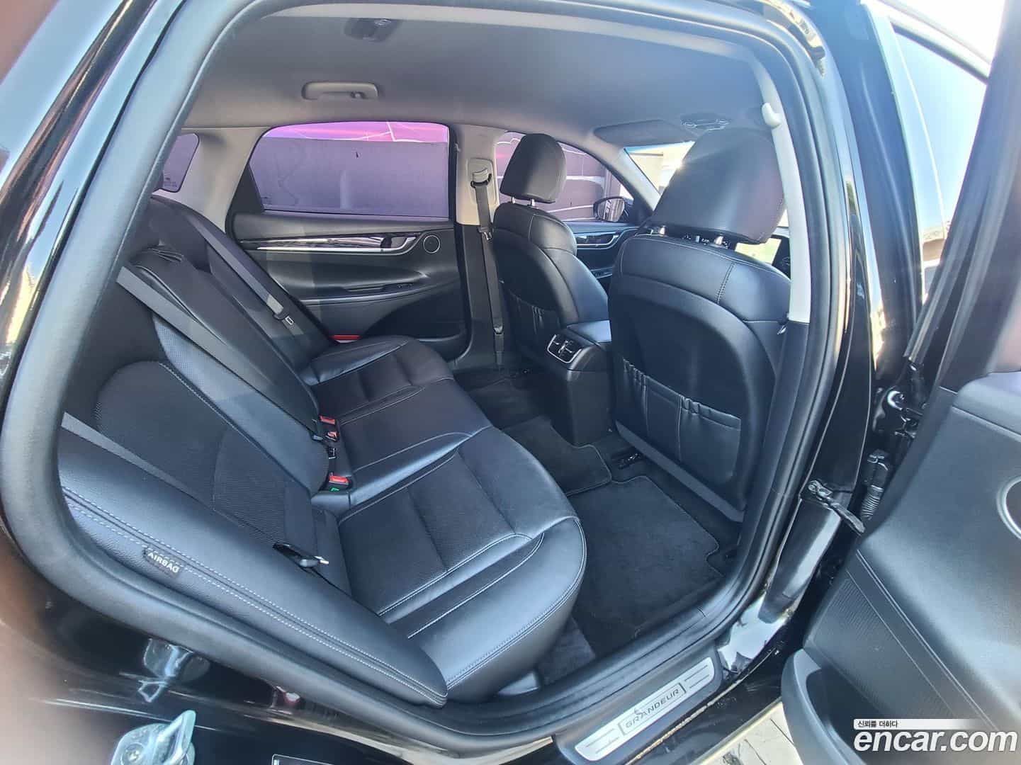 Grandeur Hyundai 2019.4-OPTION-017
