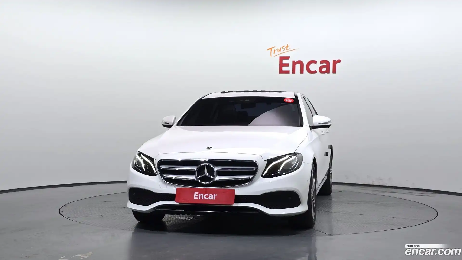 E-Class Mercedes-Benz 2018.9-OUTER-003